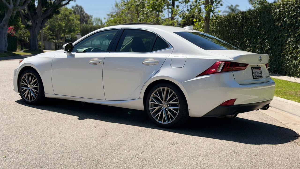 Lexus IS 250 4dr Sport Sdn RWD 2015