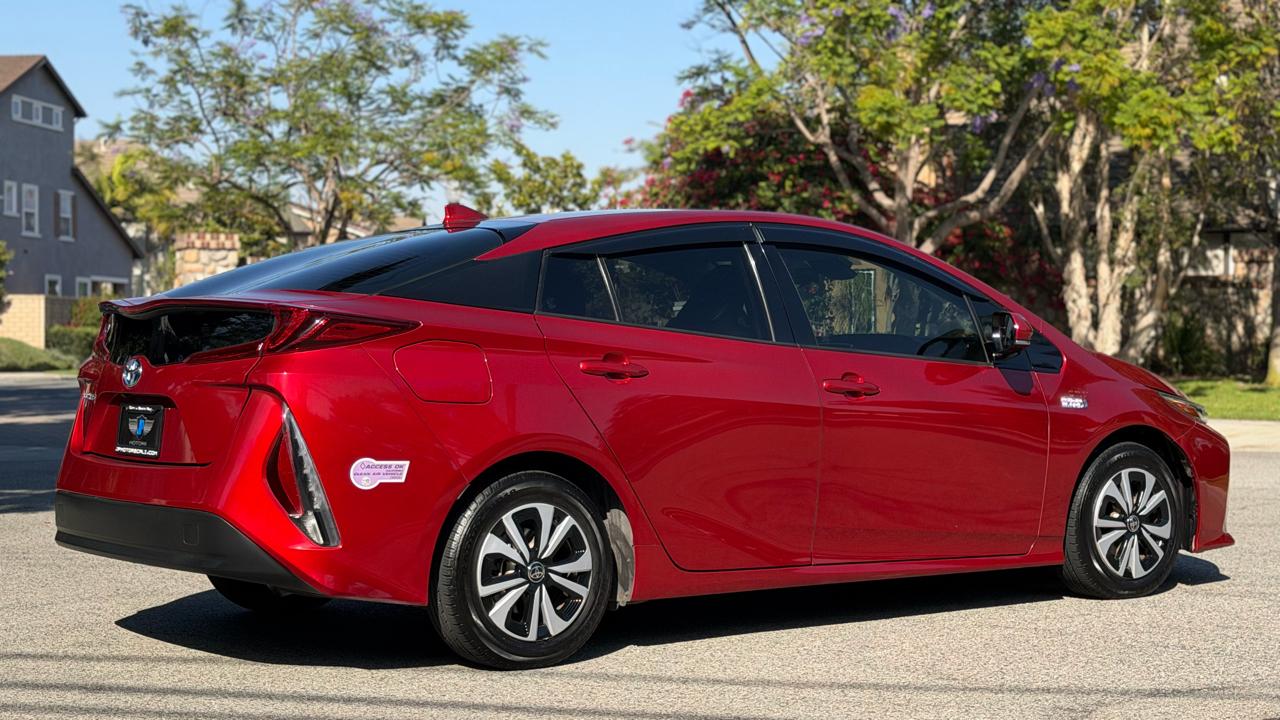 Toyota Prius Prime Premium 2018