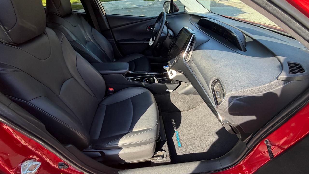 Toyota Prius Prime Premium 2018