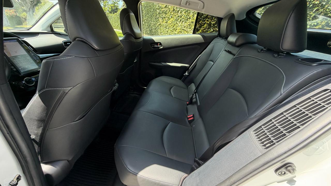 Toyota Prius Prime XLE 4D Hatchback 2021