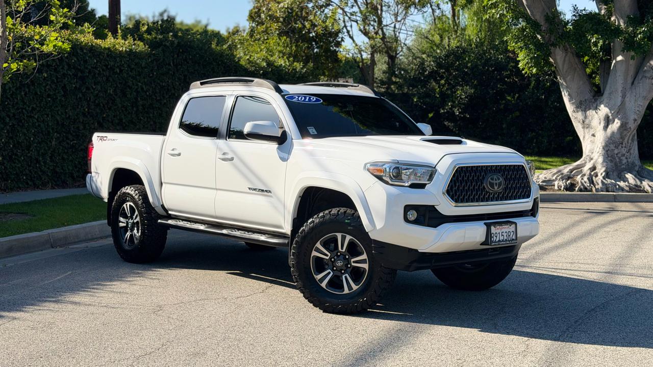Toyota Tacoma 2WD TRD Sport Double Cab 5' Bed V6 AT (Natl) 2019