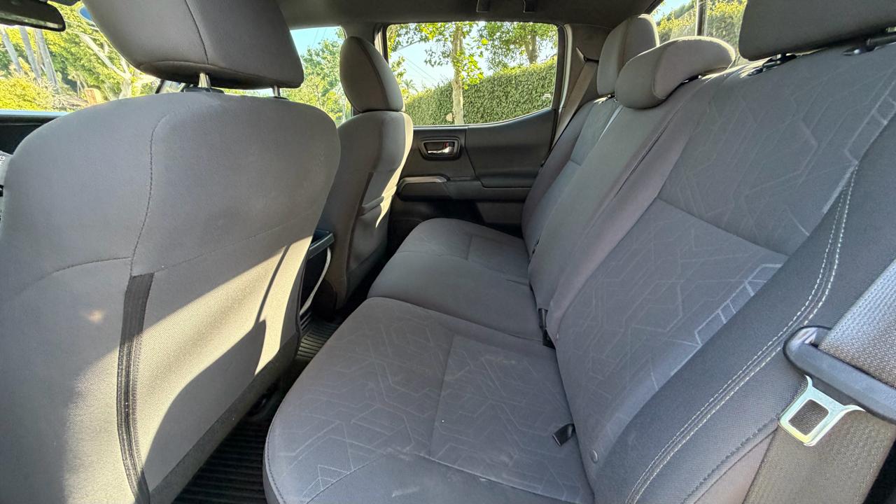 Toyota Tacoma 2WD TRD Sport Double Cab 5' Bed V6 AT (Natl) 2019