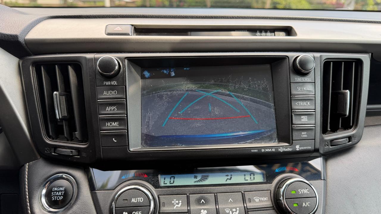 Toyota RAV4 Limited FWD (Natl) 2017