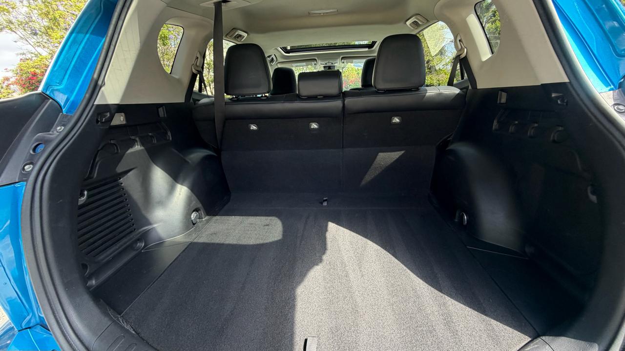 Toyota RAV4 Limited FWD (Natl) 2017