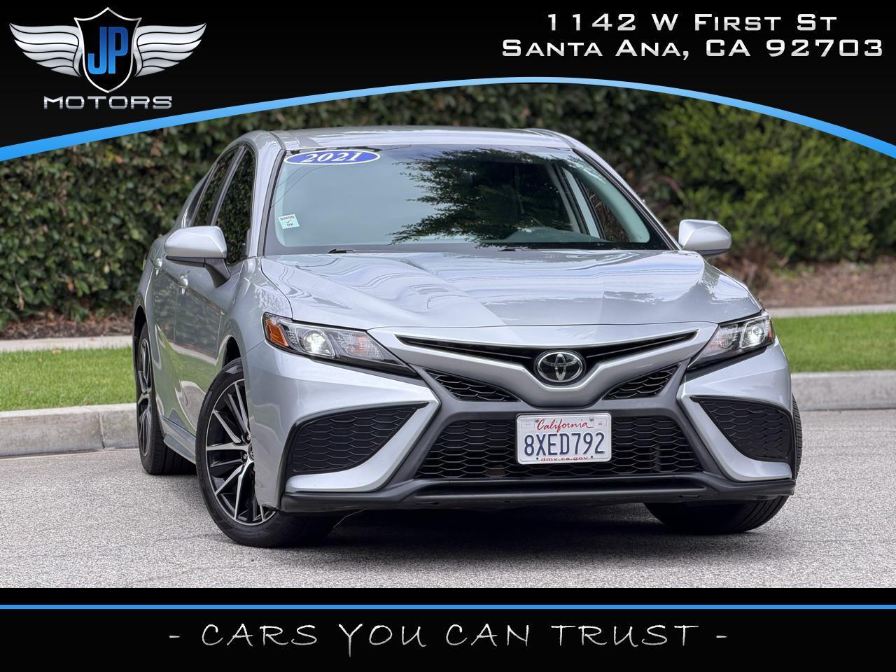 2021 Toyota Camry SE Auto (Natl)