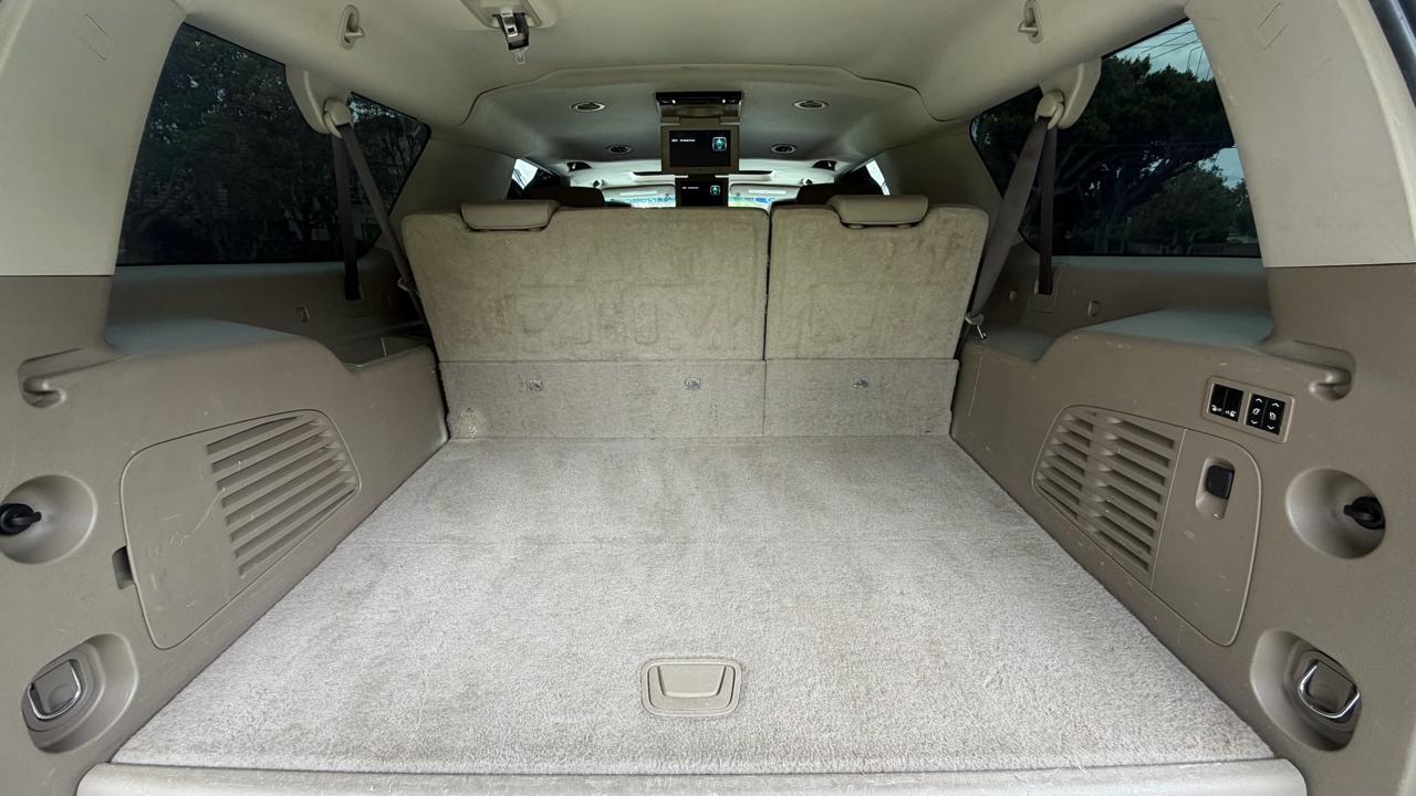 Chevrolet Suburban 2WD 4dr 1500 LT 2018