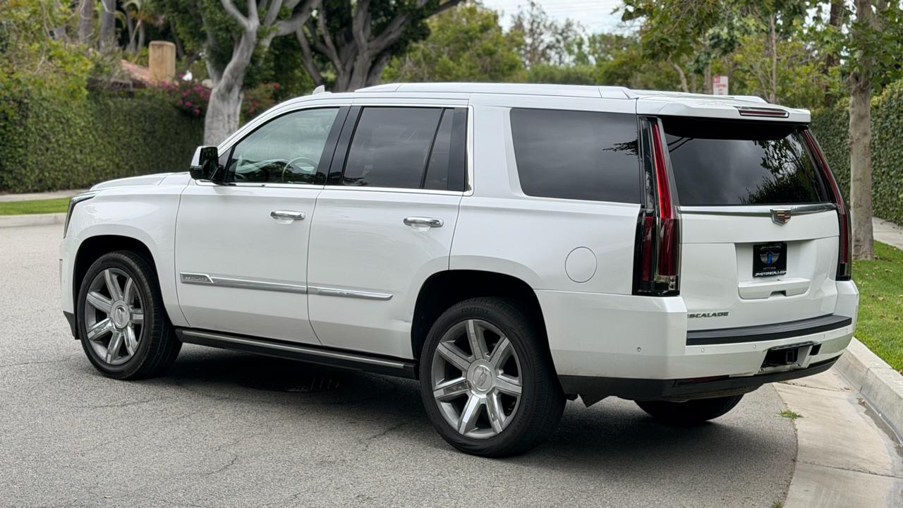 Cadillac Escalade 4WD 4dr Premium Luxury 2017