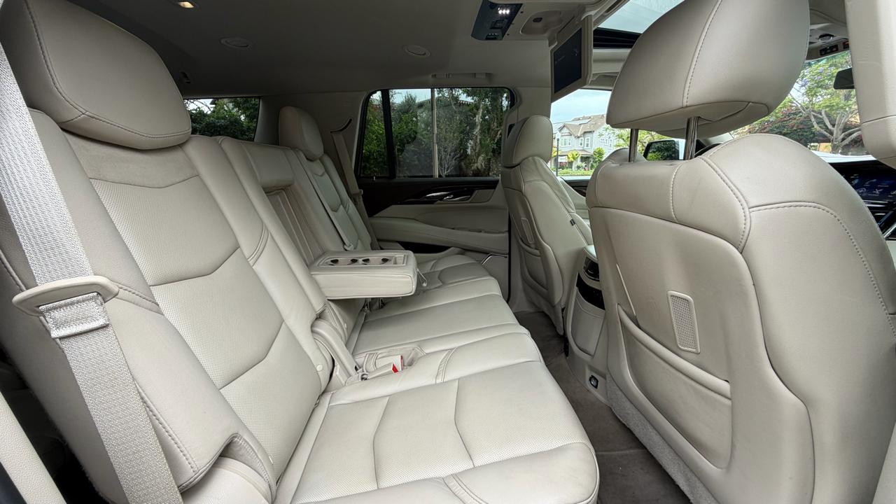 Cadillac Escalade 4WD 4dr Premium Luxury 2017