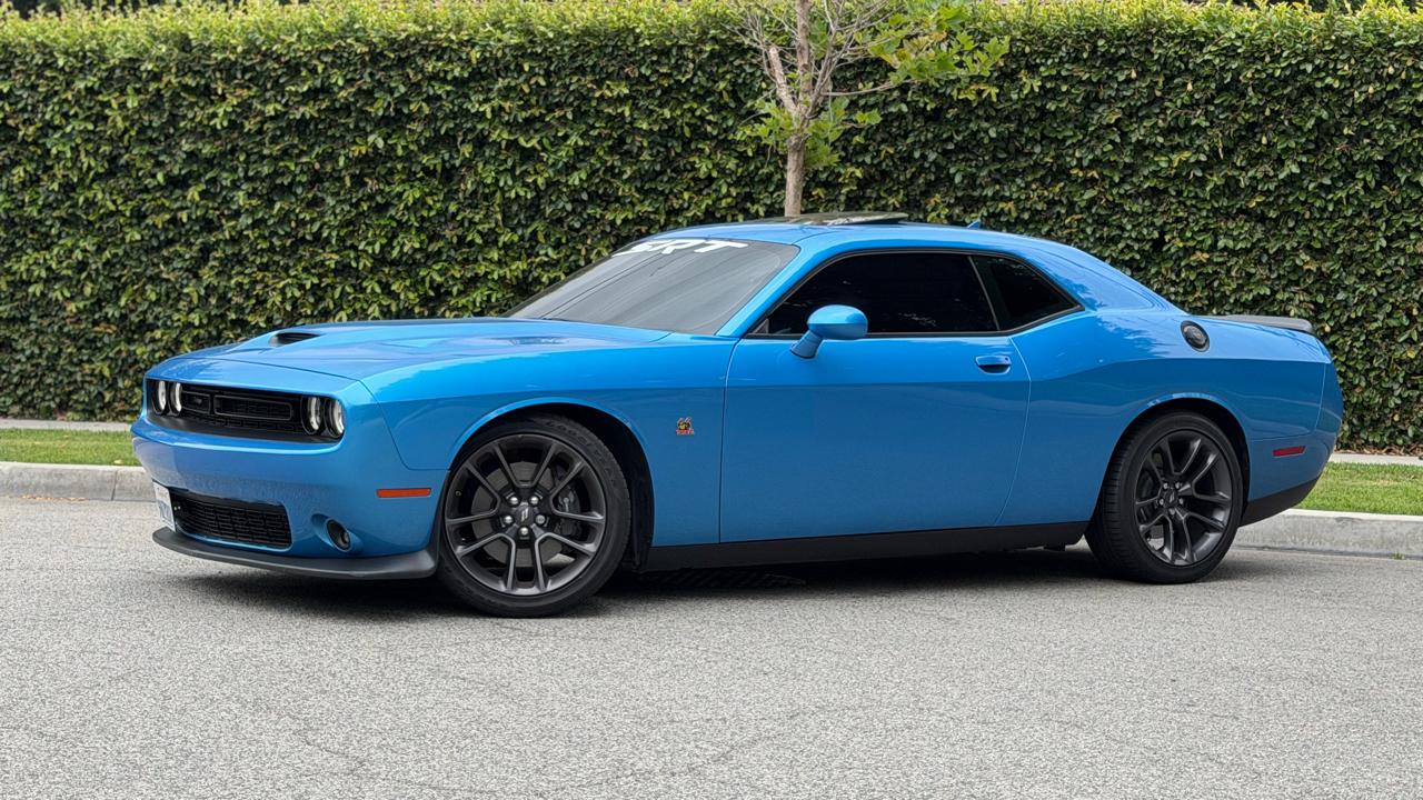 Dodge Challenger R/T Scat Pack RWD 2023