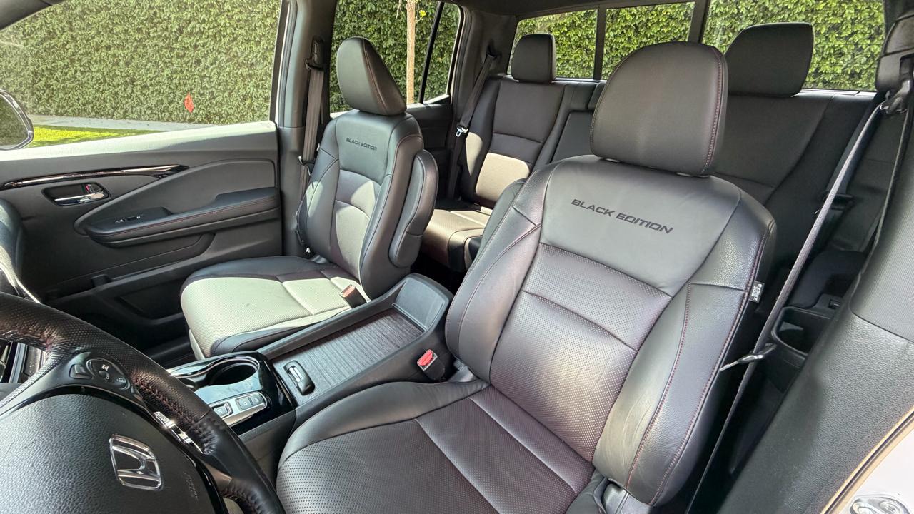 Honda Ridgeline Black Edition AWD 2022