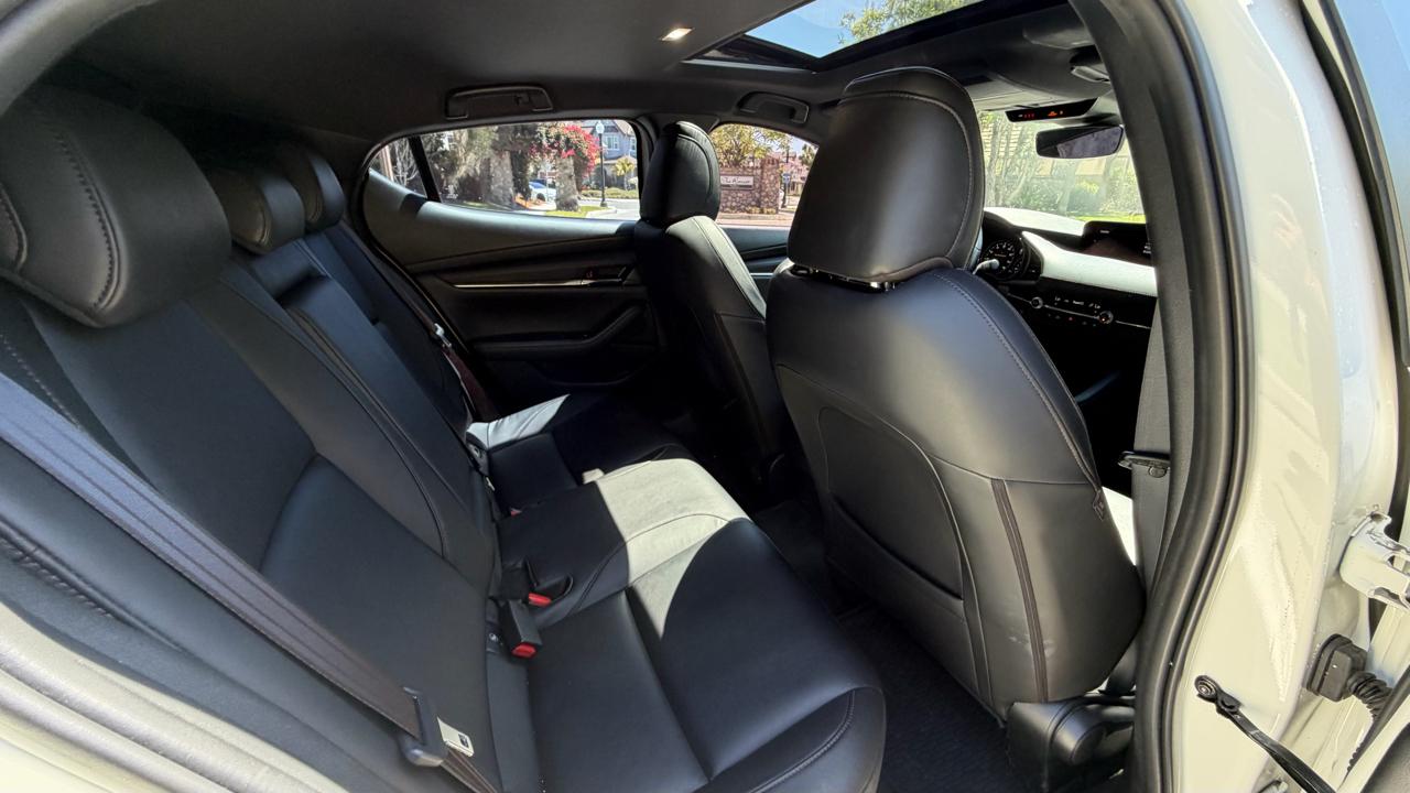 Mazda Mazda3 Hatchback Preferred Auto FWD 2022