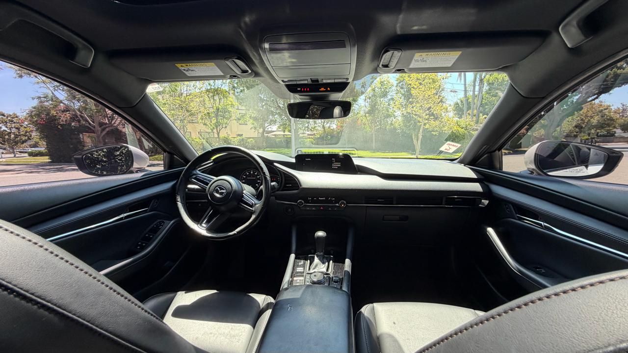 Mazda Mazda3 Hatchback Preferred Auto FWD 2022