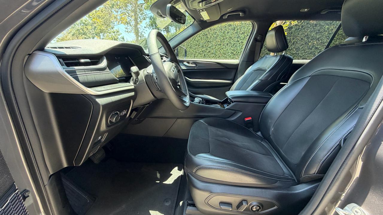 Jeep Grand Cherokee L Altitude 4x2 2023