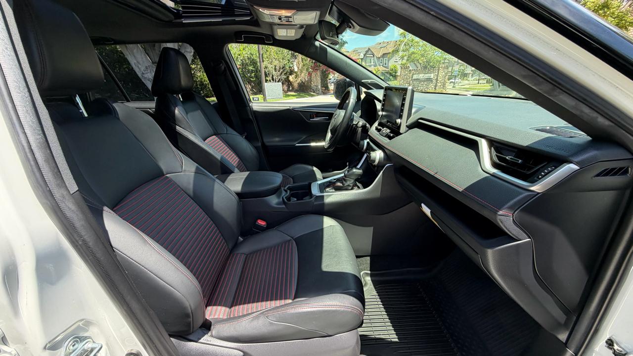 Toyota RAV4 Prime XSE (Natl) 2021