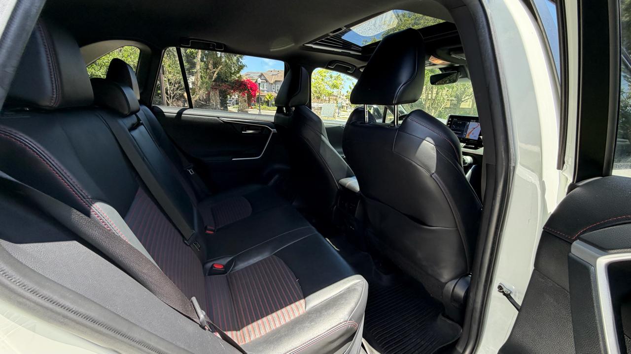 Toyota RAV4 Prime XSE (Natl) 2021