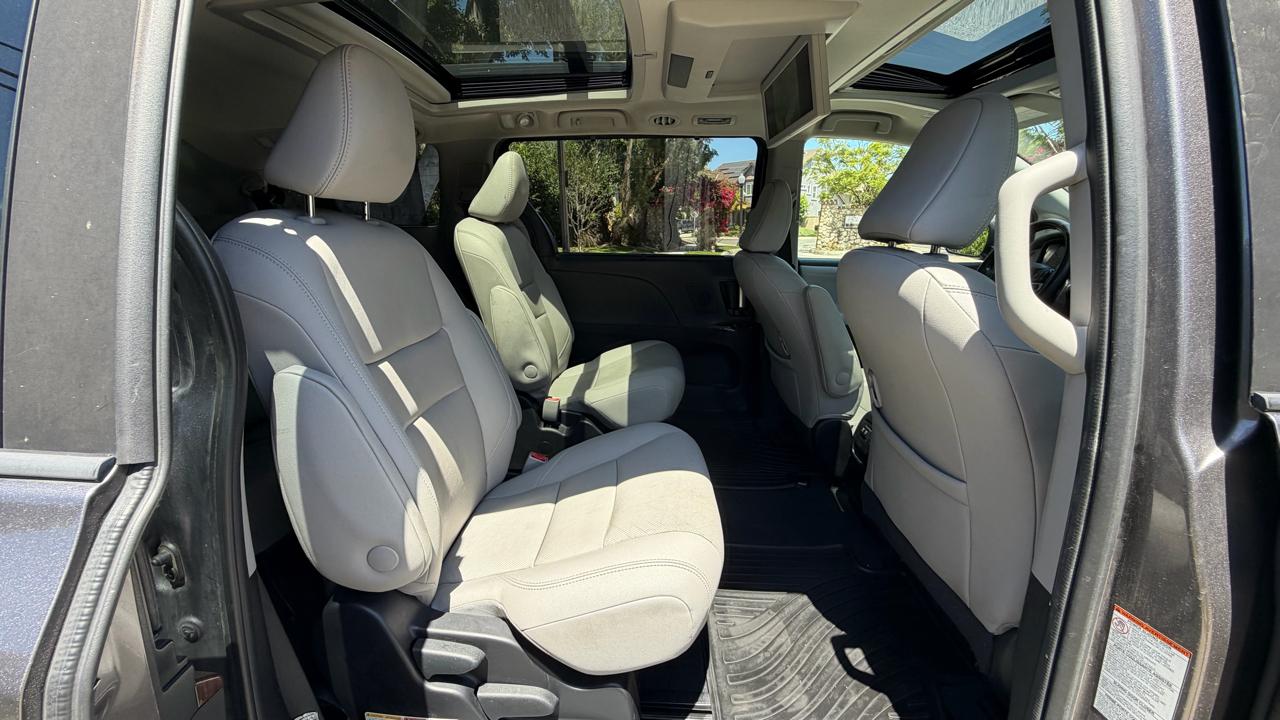 Toyota Sienna Limited Premium AWD 7-Passenger (Natl) 2020