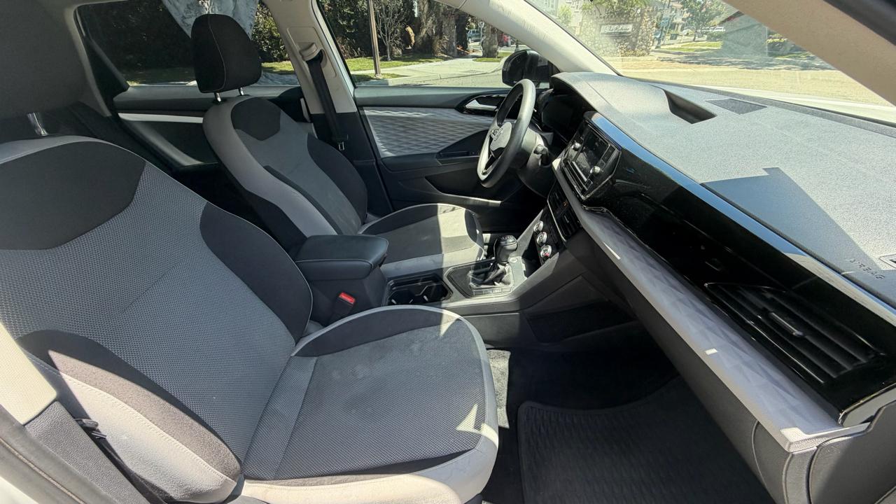 Volkswagen Taos S FWD 2022