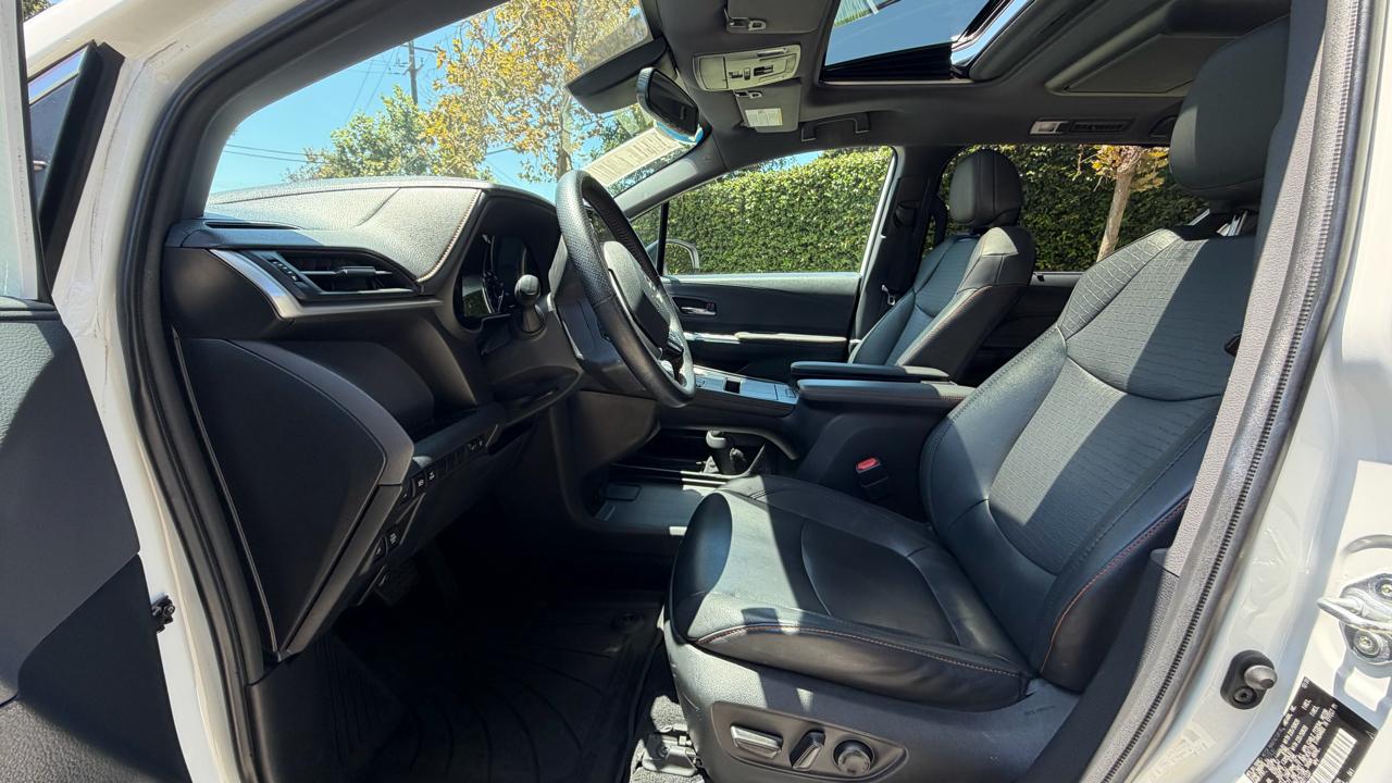 Toyota Sienna XSE FWD 7-Passenger (Natl) 2021