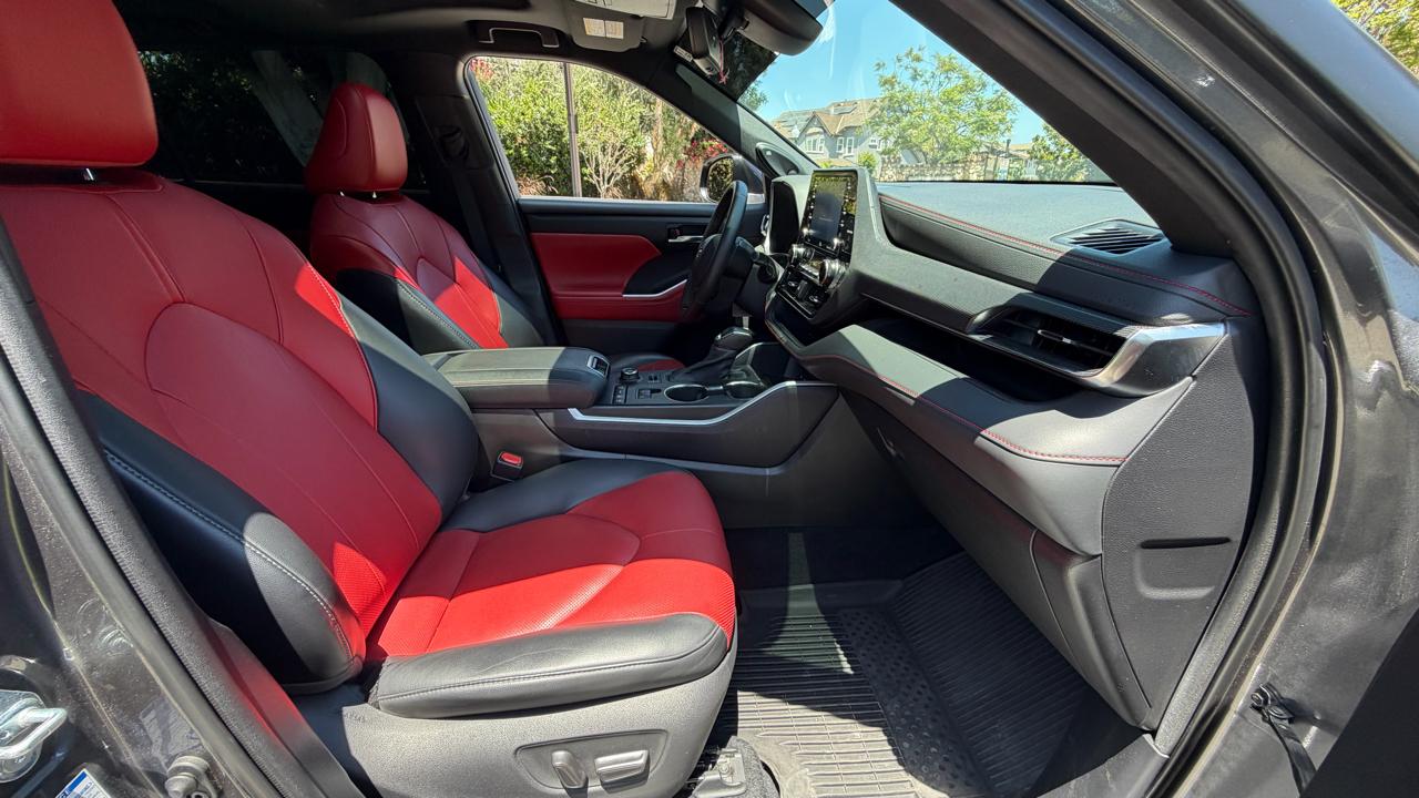Toyota Highlander XSE AWD (Natl) 2021