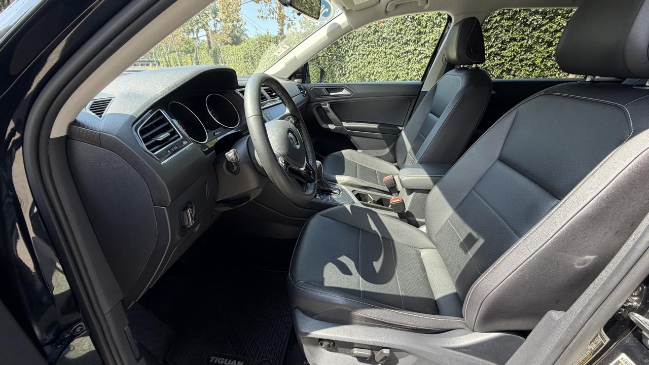 Volkswagen Tiguan 2.0T SE FWD 2021