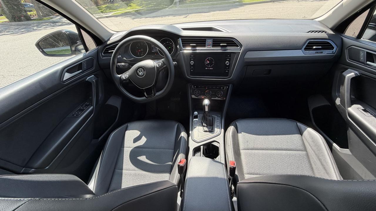 Volkswagen Tiguan 2.0T SE FWD 2021