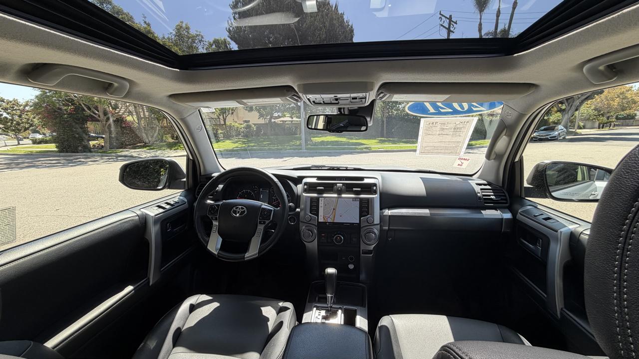 Toyota 4Runner SR5 Premium 2WD (Natl) 2021