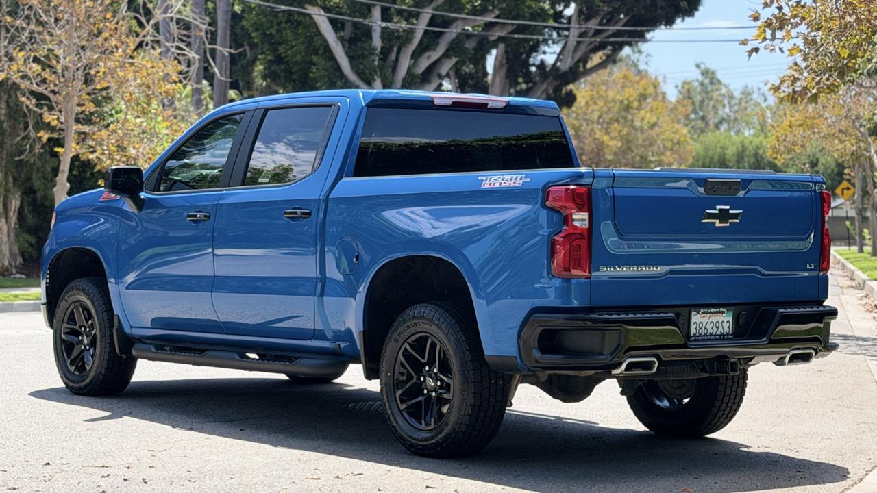 Chevrolet Silverado 1500 4WD Crew Cab 147" LT Trail Boss 2023