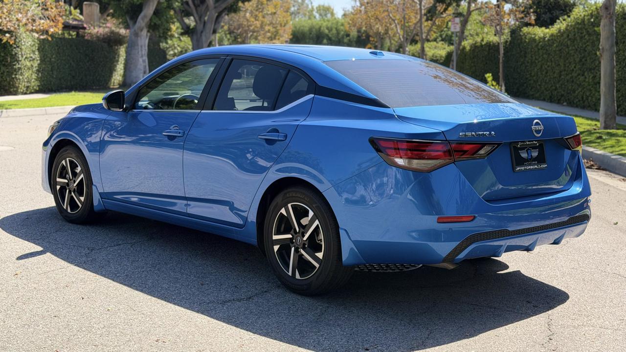 Nissan Sentra SV CVT 2025