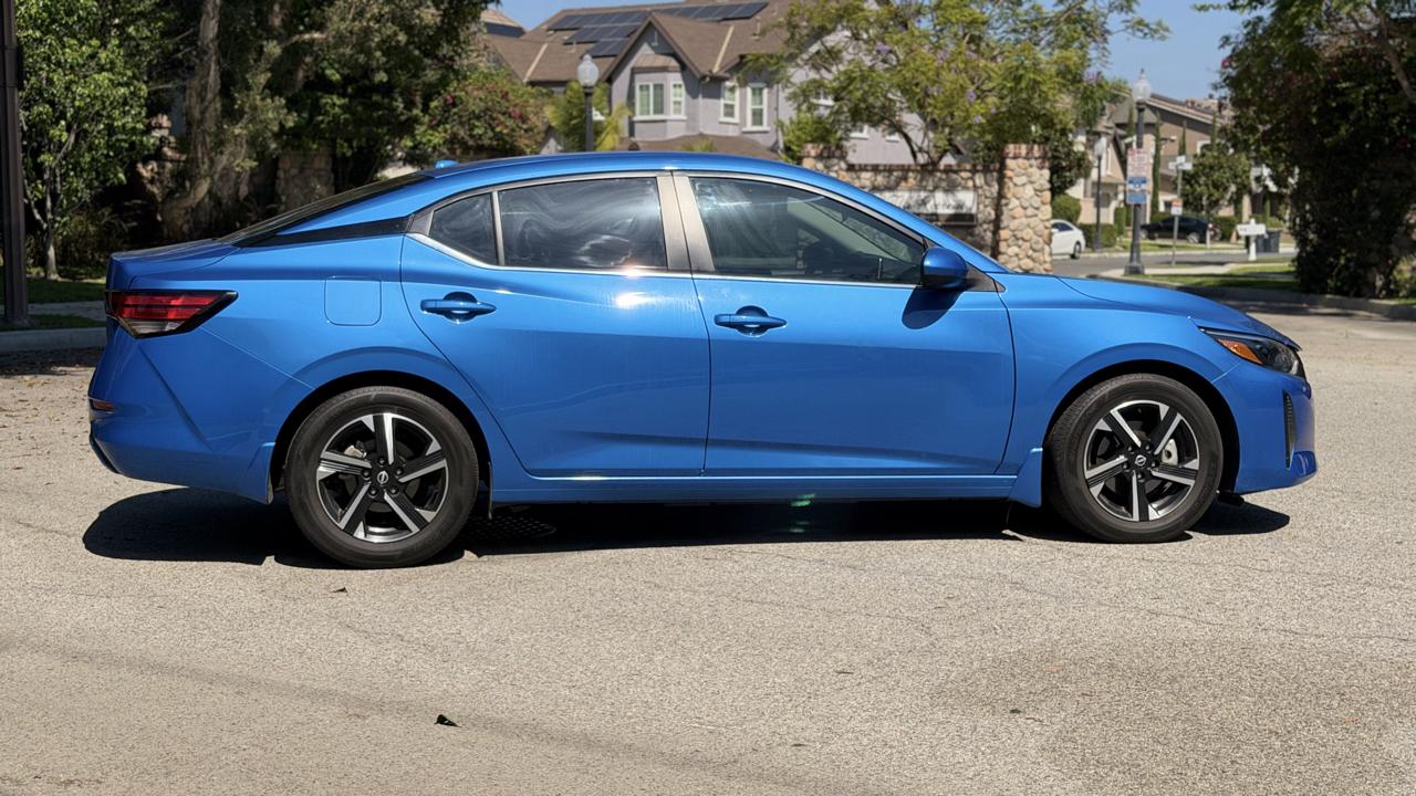 Nissan Sentra SV CVT 2025