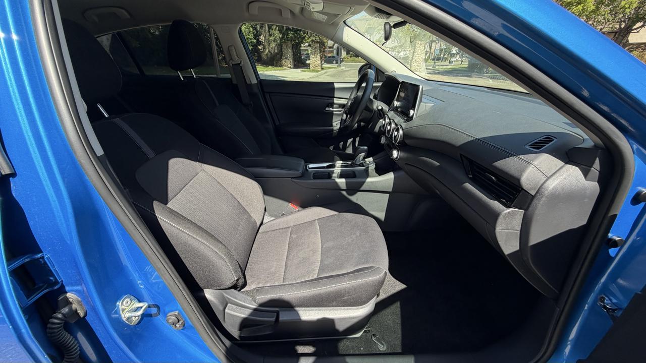 Nissan Sentra SV CVT 2025