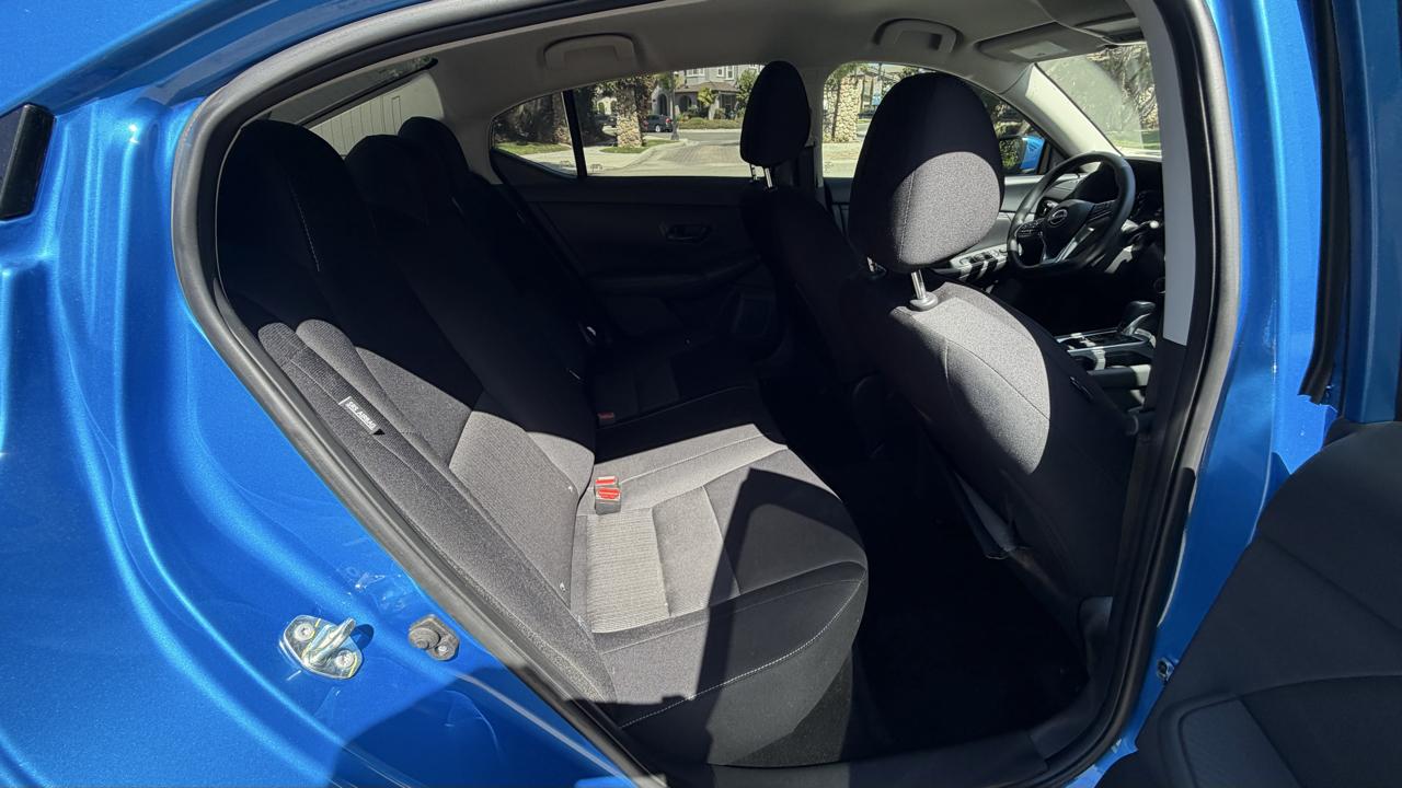 Nissan Sentra SV CVT 2025
