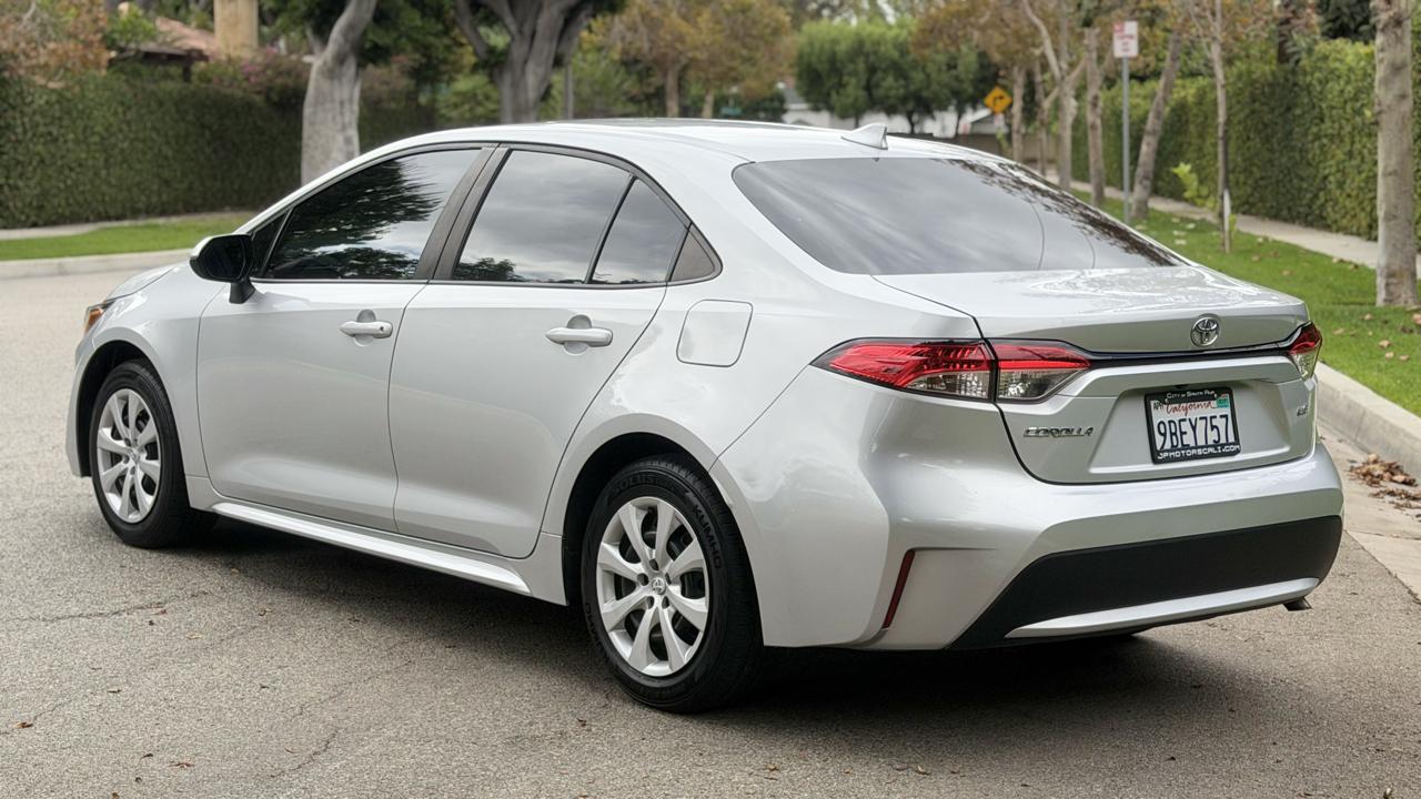 Toyota Corolla LE CVT (Natl) 2022