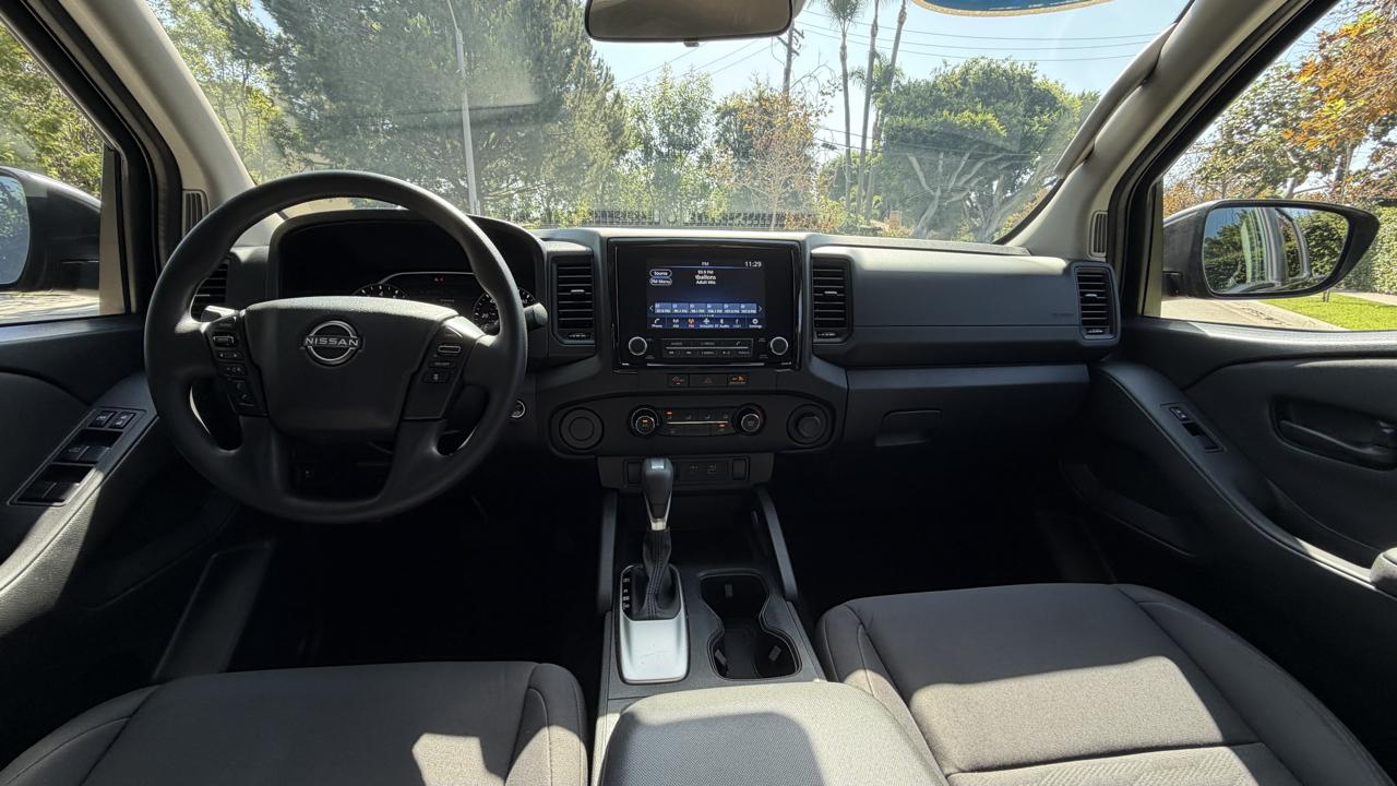Nissan Frontier Crew Cab 4x2 S 2024