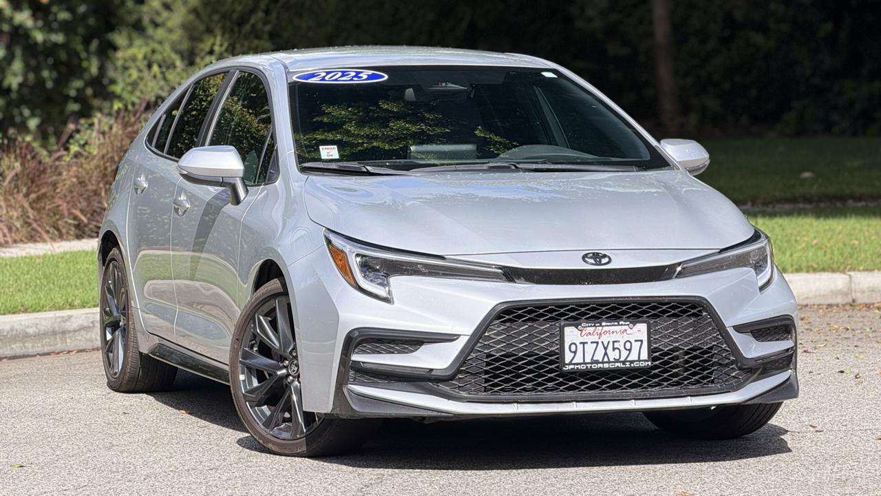 Toyota Corolla SE CVT (Natl) 2025