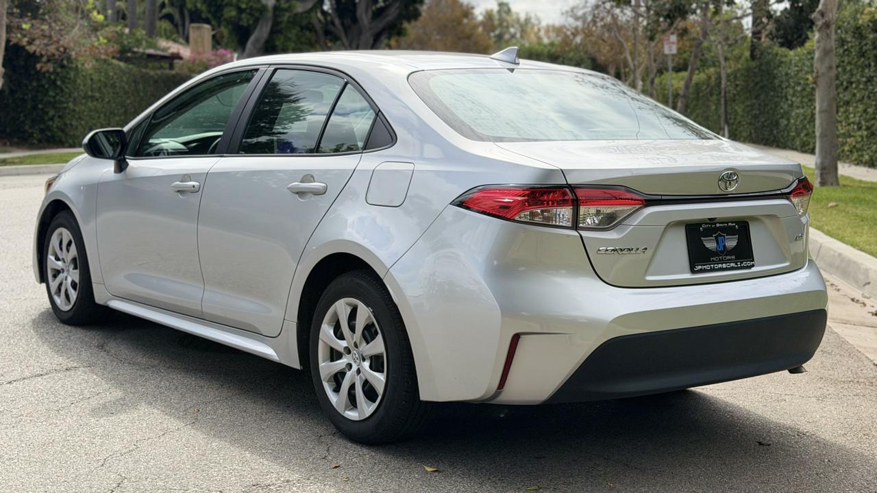 Toyota Corolla LE CVT (Natl) 2025