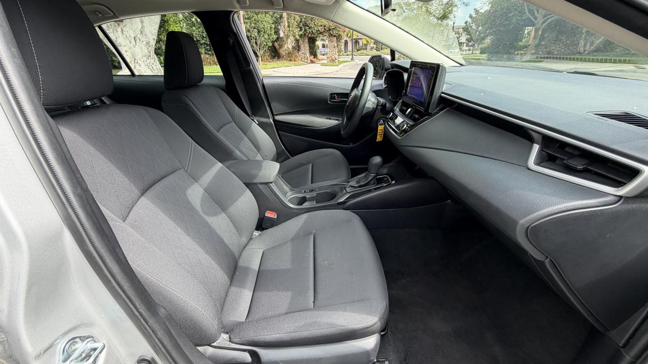 Toyota Corolla LE CVT (Natl) 2025