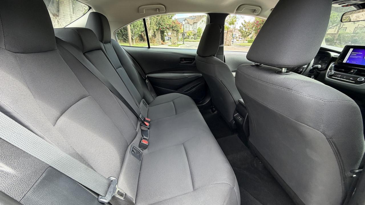 Toyota Corolla LE CVT (Natl) 2025