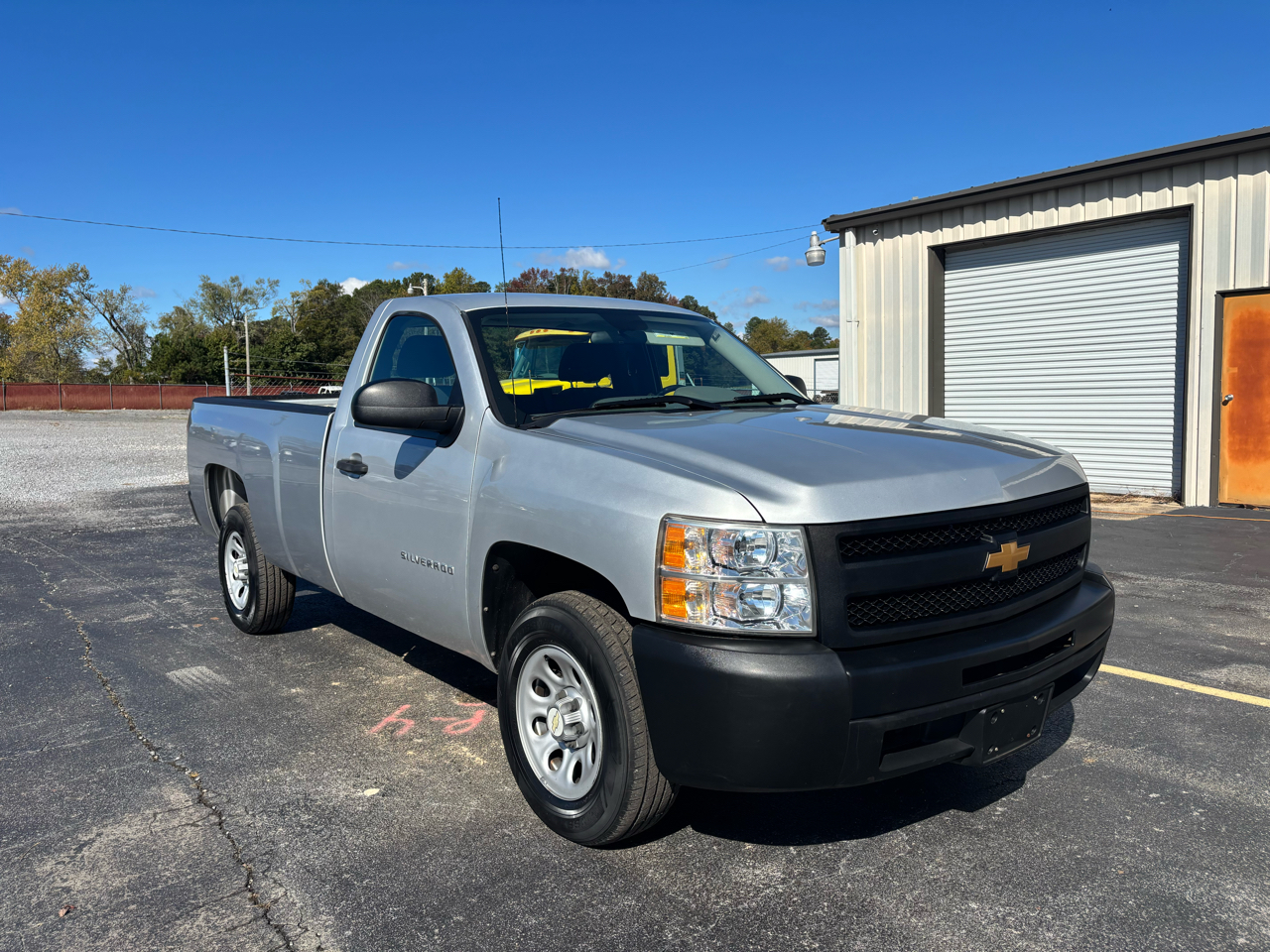 Chevrolet Silverado 1500 1LT Regular Cab 2WD 2013 Chevrolet Silverado 1500 1LT Regular Cab 2WD 2013