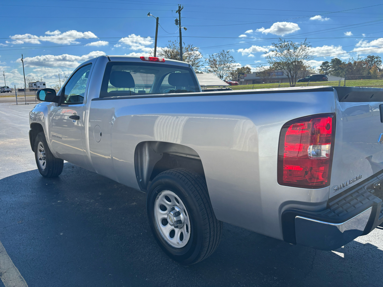 Chevrolet Silverado 1500 1LT Regular Cab 2WD 2013 Chevrolet Silverado 1500 1LT Regular Cab 2WD 2013