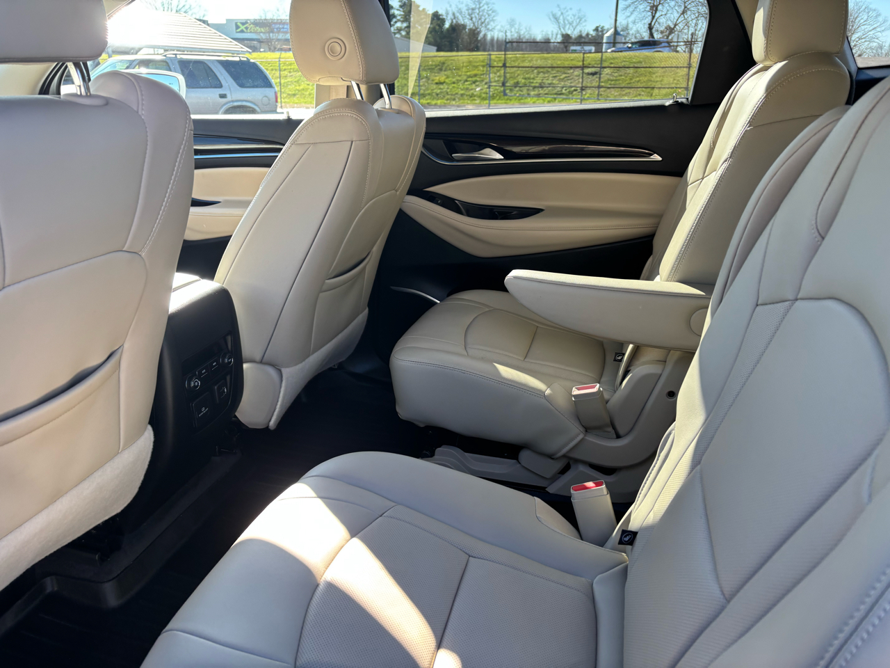 Buick Enclave Essence FWD 2020