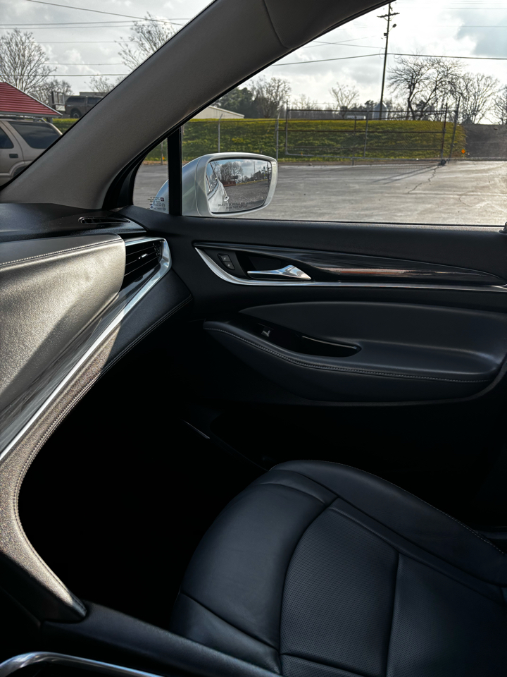 Buick Enclave Essence FWD 2020