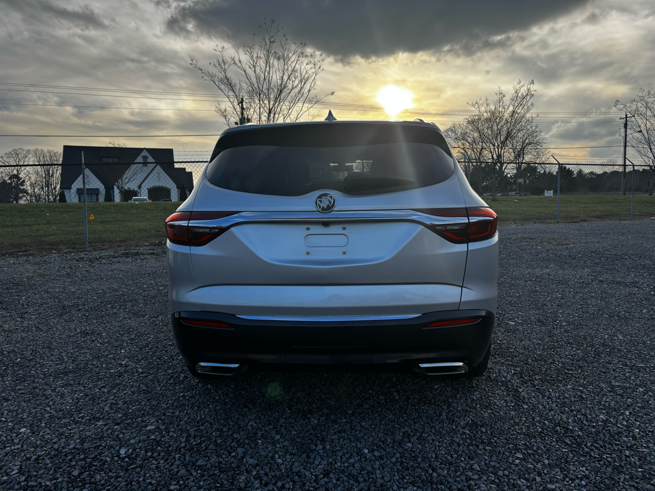 Buick Enclave Essence FWD 2020