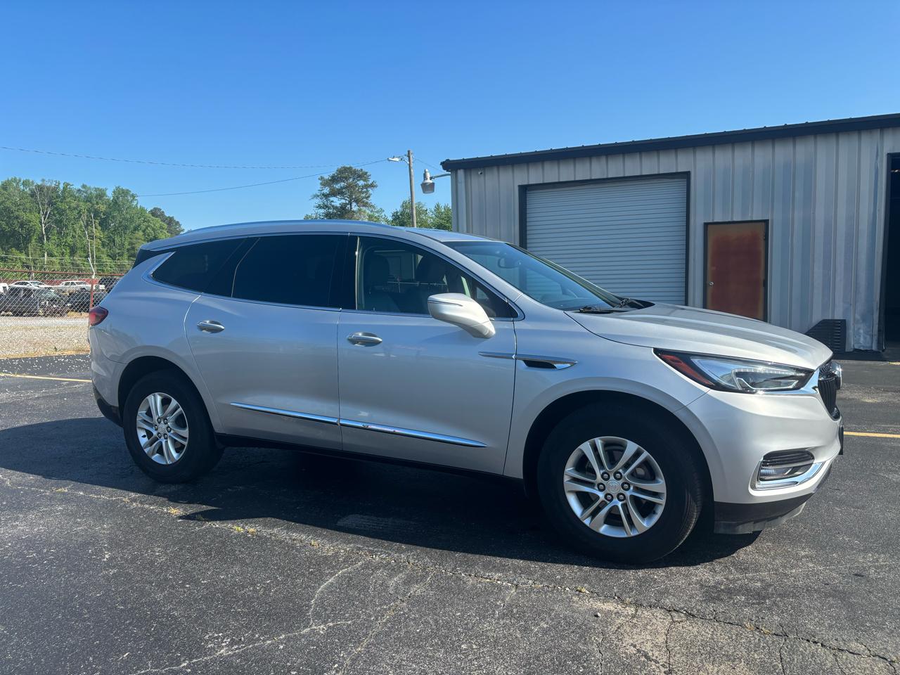 Buick Enclave Essence FWD 2020