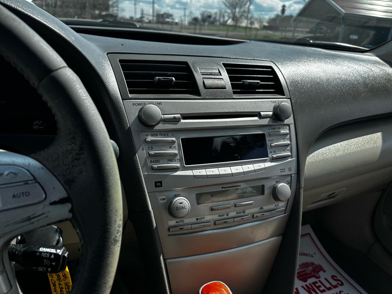 Toyota Camry Base 6-Spd AT 2011