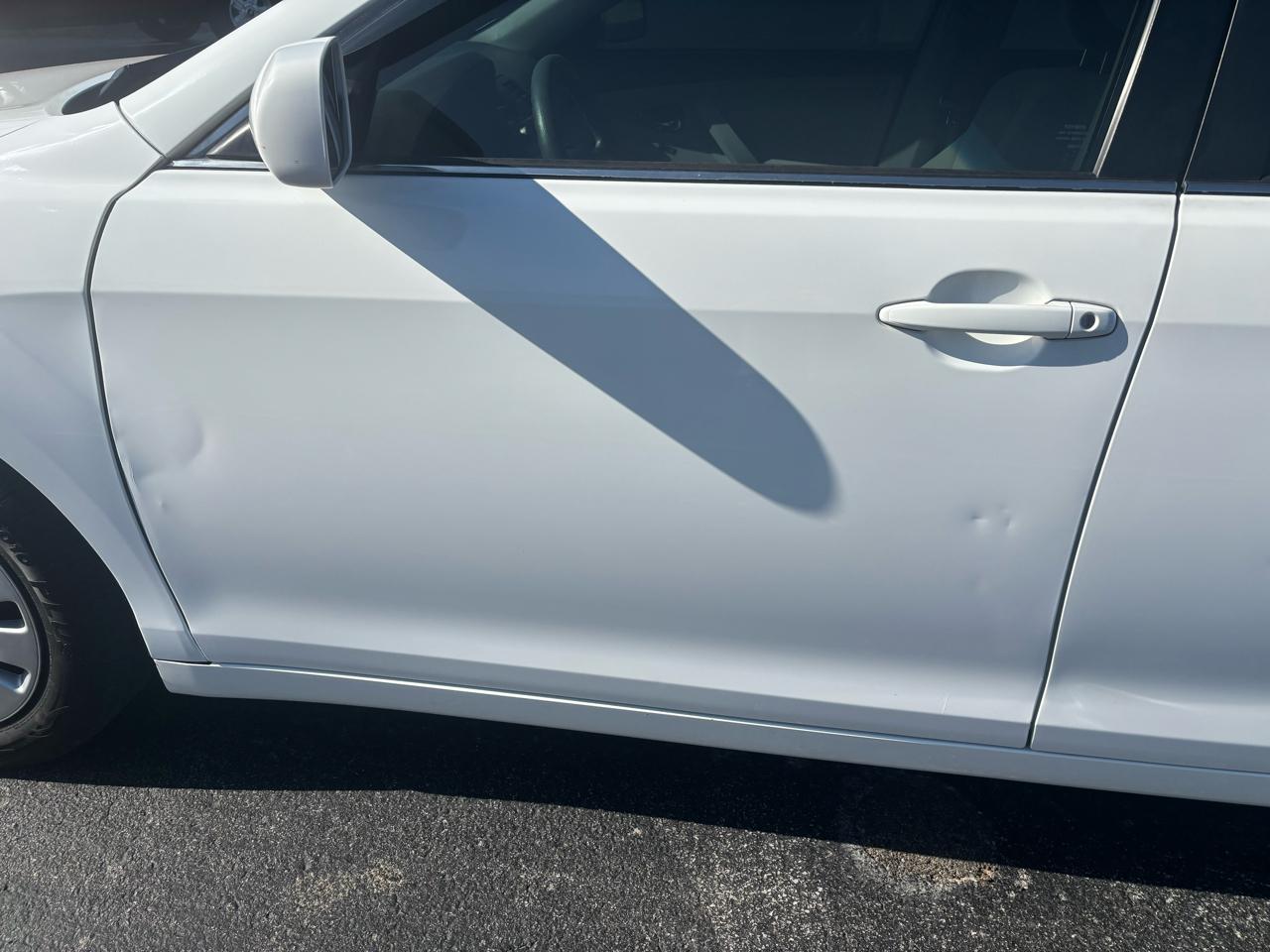 Toyota Camry Base 6-Spd AT 2011