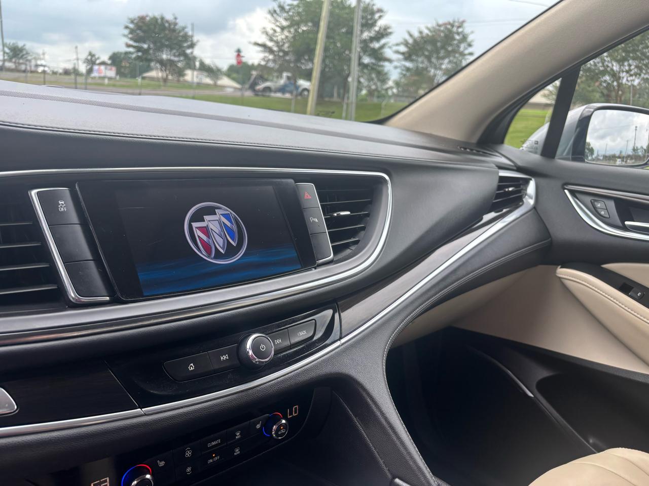 Buick Enclave Essence FWD 2021