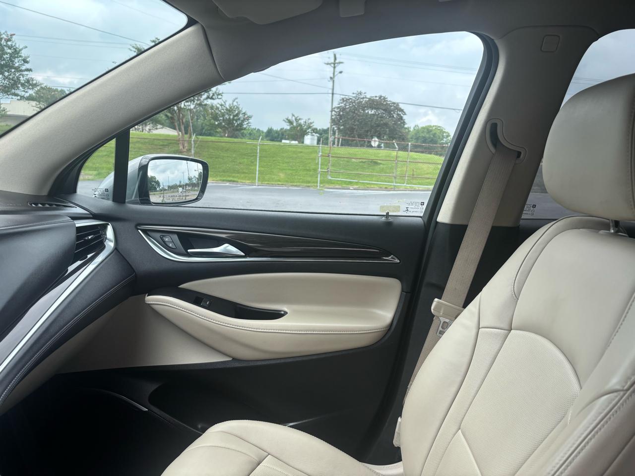 Buick Enclave Essence FWD 2021