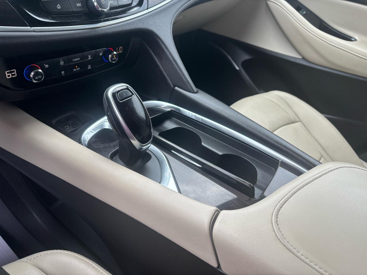 Buick Enclave Essence FWD 2021