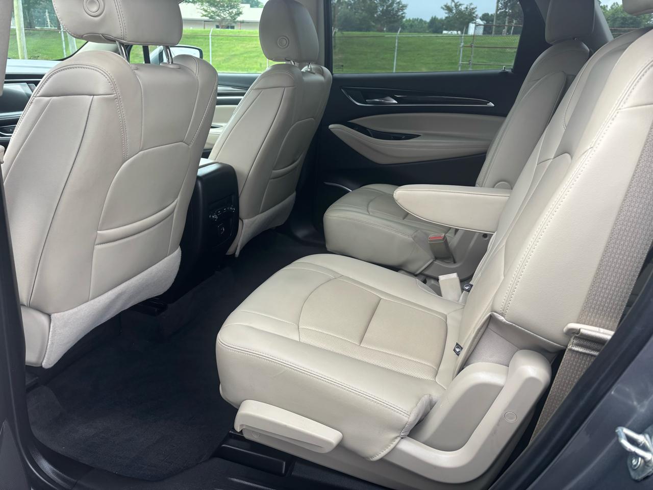 Buick Enclave Essence FWD 2021