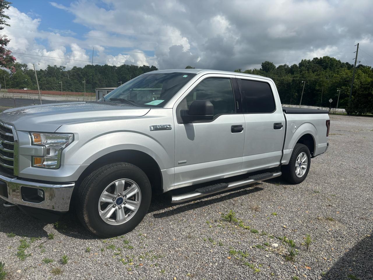 Ford F-150 2WD SuperCrew 145" XLT 2016